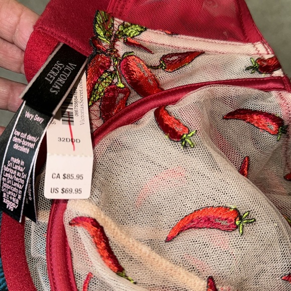 Victoria's Secret Very Sexy Unlined Chili Pepper Embroidered Floral Embroidered - Picture 7 of 9